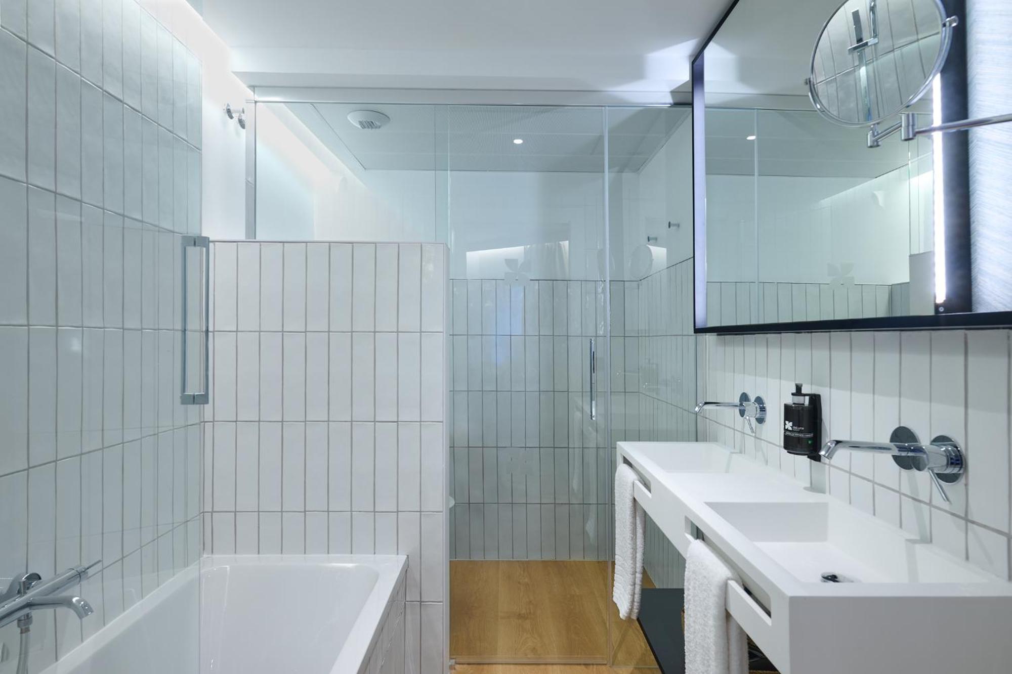 Apartamentos Luna Suites גרנדה מראה חיצוני תמונה