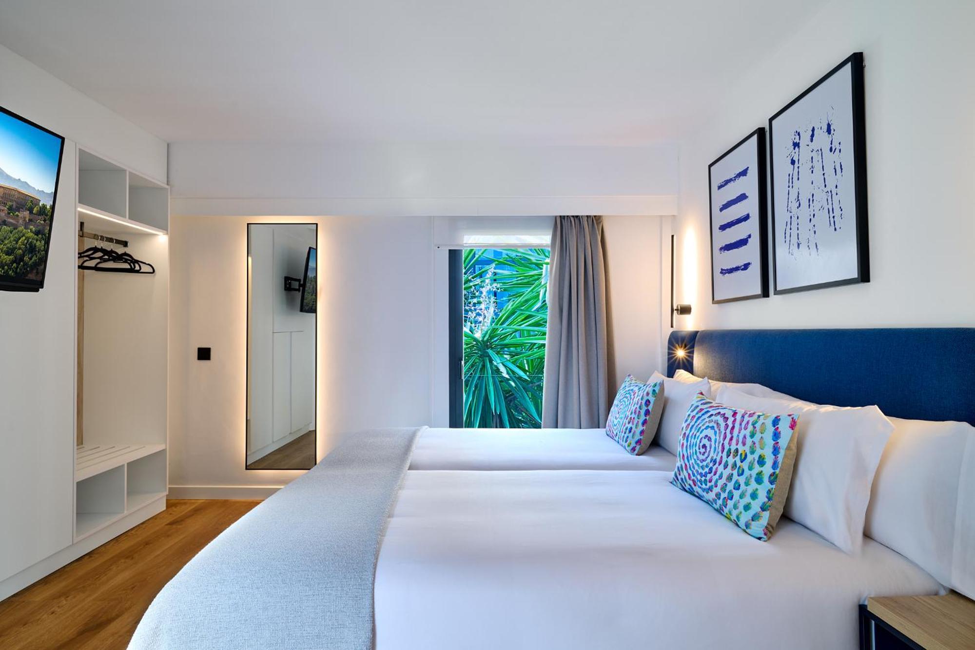 Apartamentos Luna Suites גרנדה מראה חיצוני תמונה