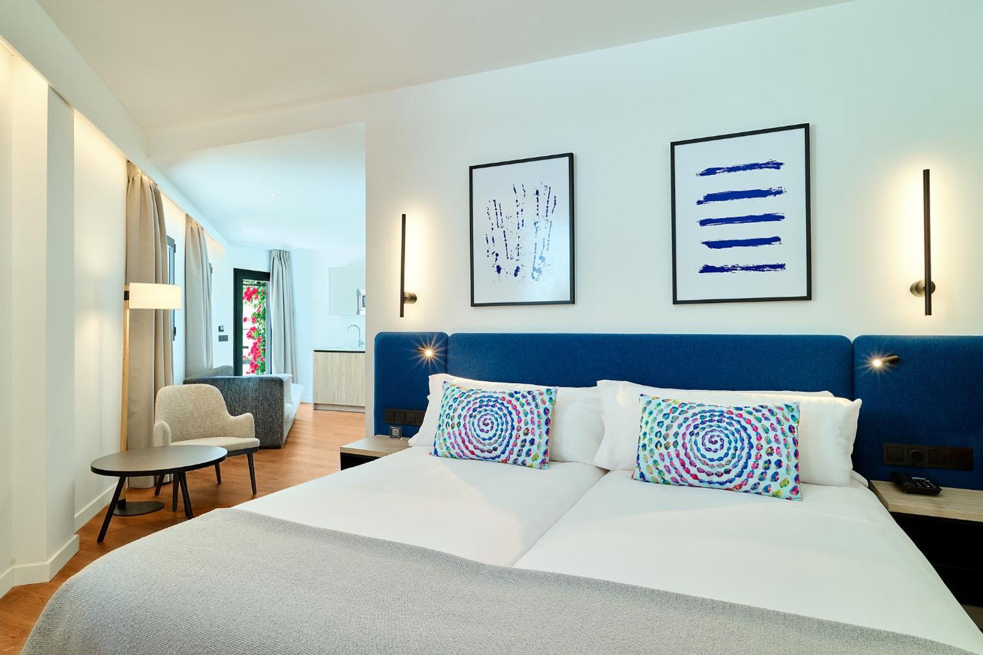 Apartamentos Luna Suites גרנדה מראה חיצוני תמונה